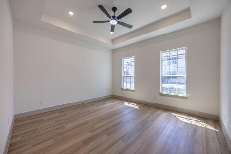 816 Glen Garden Fort Worth TX 76104