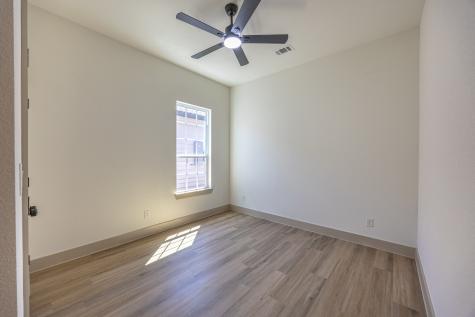 816 Glen Garden Fort Worth TX 76104