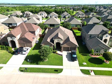 2919 Ladoga Drive Grand Prairie TX 75054