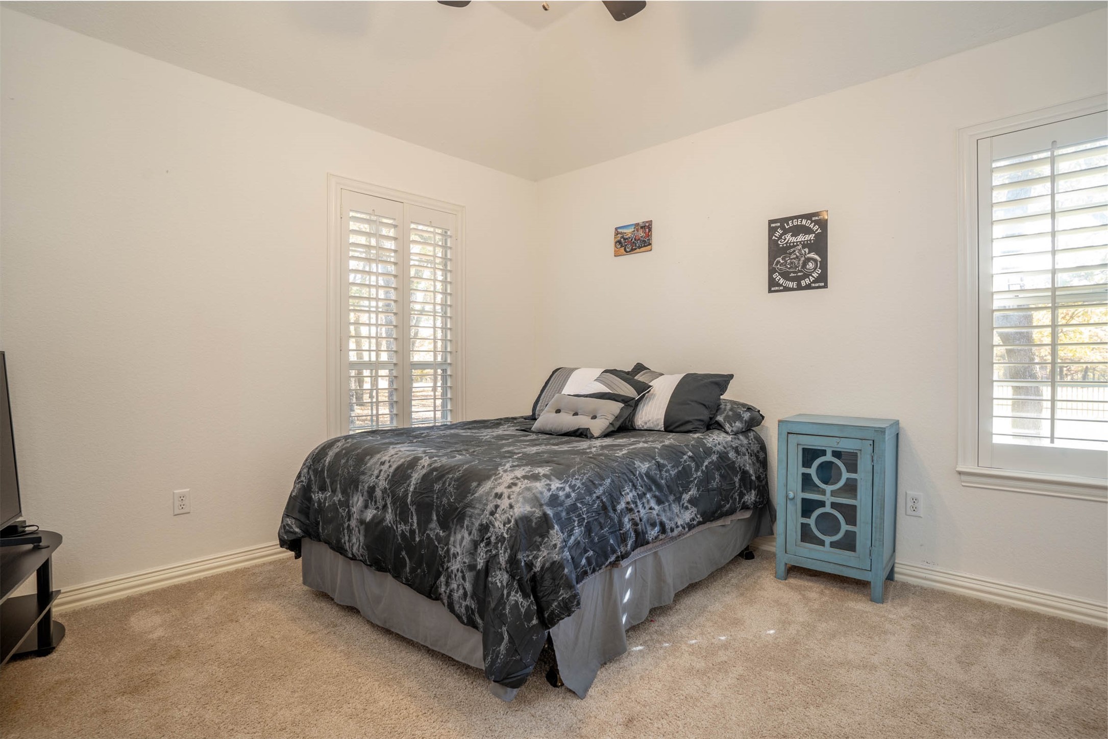 230 River Oaks Drive Combine TX 75159