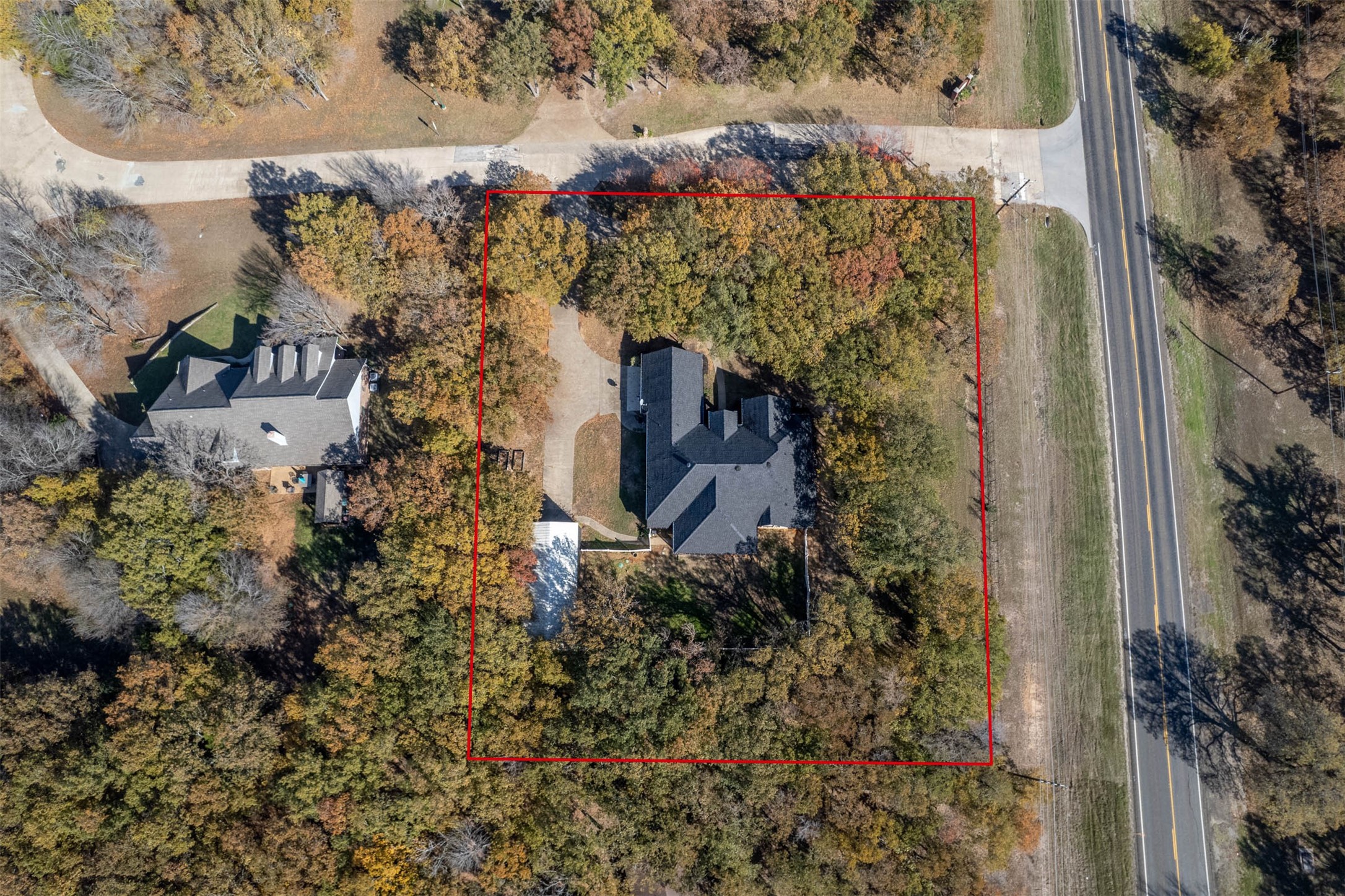 230 River Oaks Drive Combine TX 75159