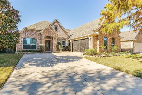920 Monticello Drive Burleson TX 76028