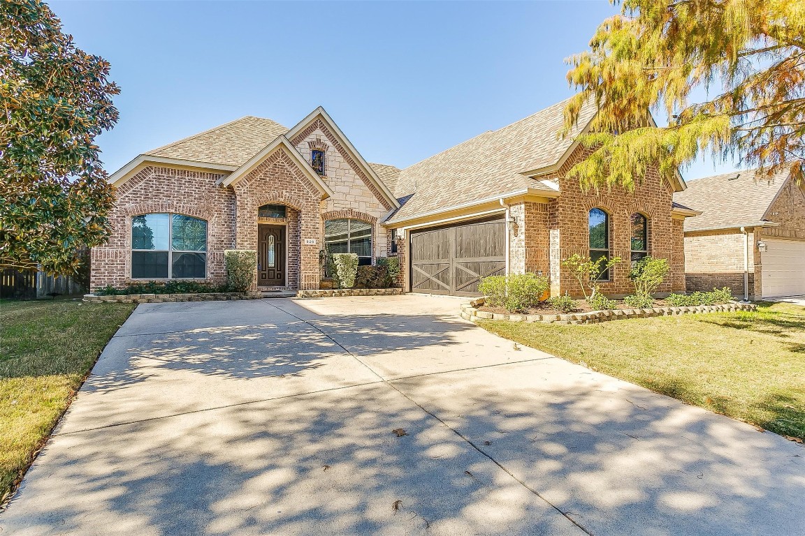 920 Monticello Drive Burleson TX 76028