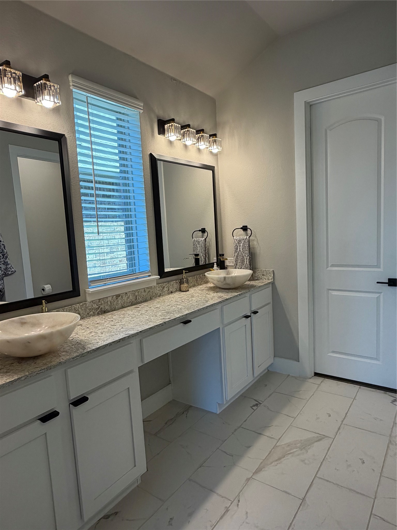 862 Mildren Lane Fate TX 75087