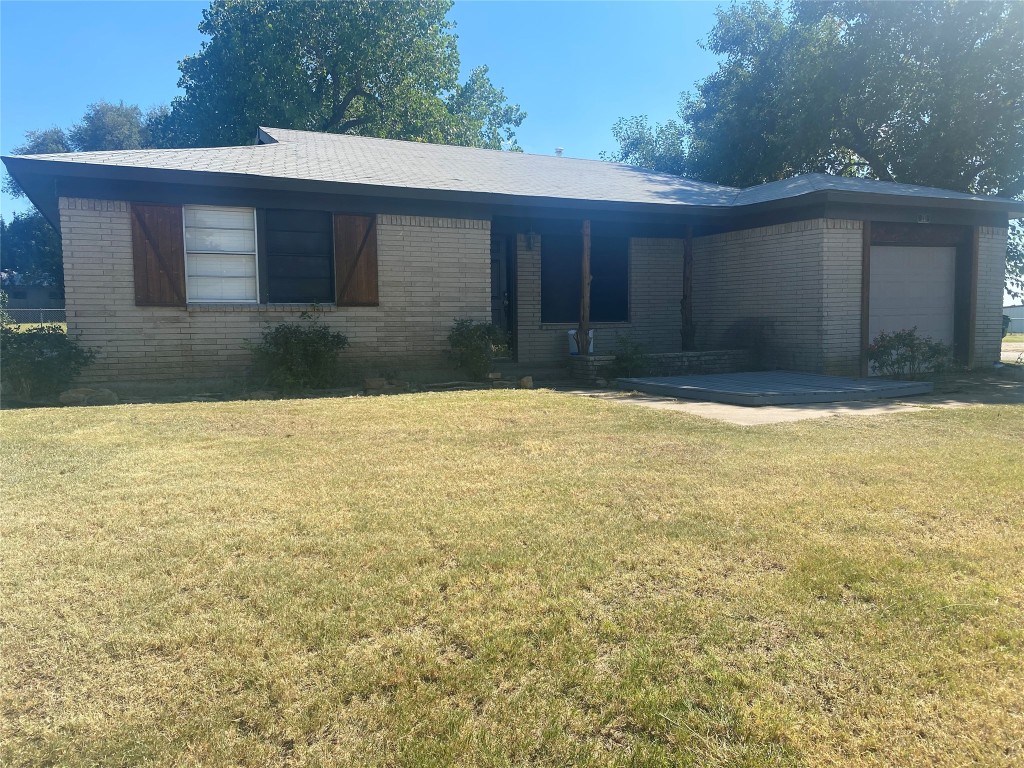 211 Summit Street Alvord TX 76225