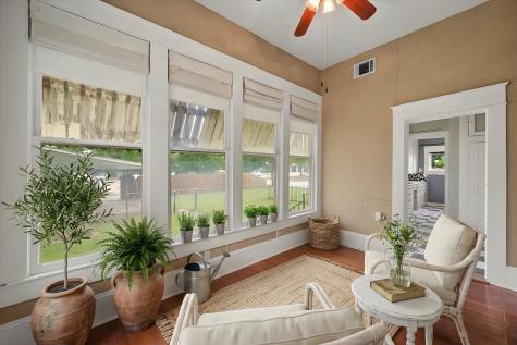 607 W Brown Street Ennis TX 75119