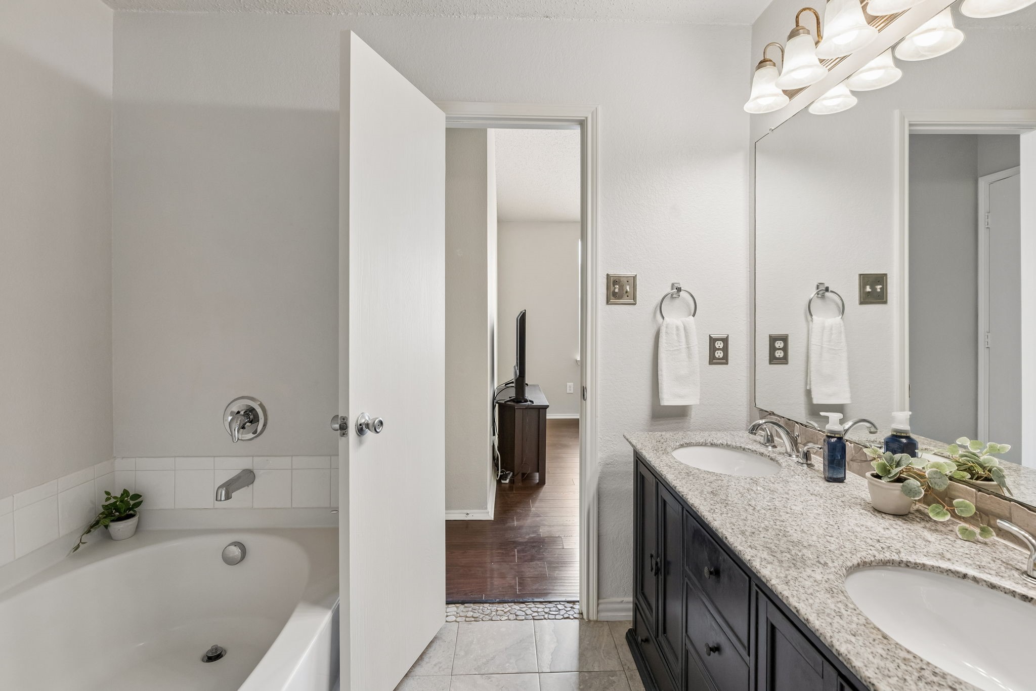 431 Sugarberry Lane Fate TX 75087