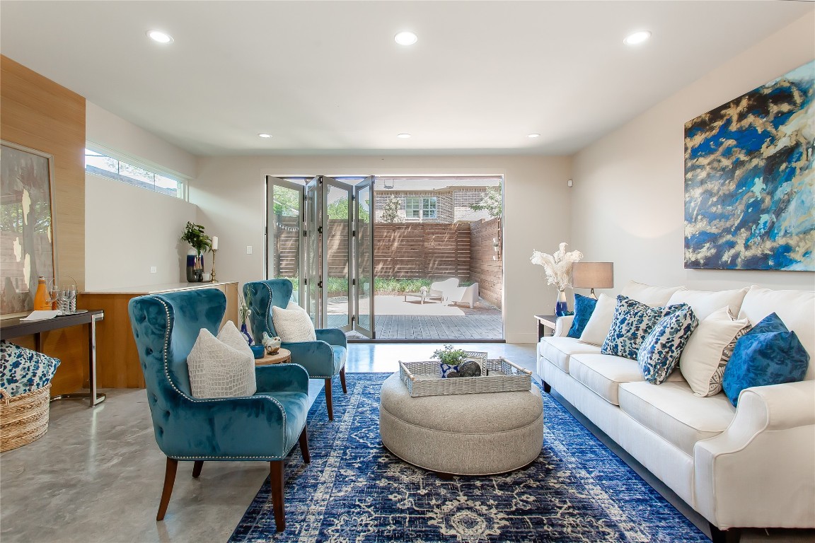 5823 Oram Street Dallas TX 75206
