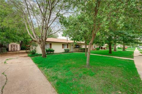 2612 Helmet Street Irving TX 75060