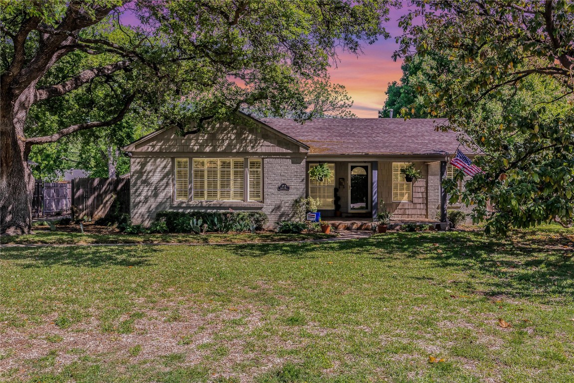 3712 S Hills Avenue Fort Worth TX 76109