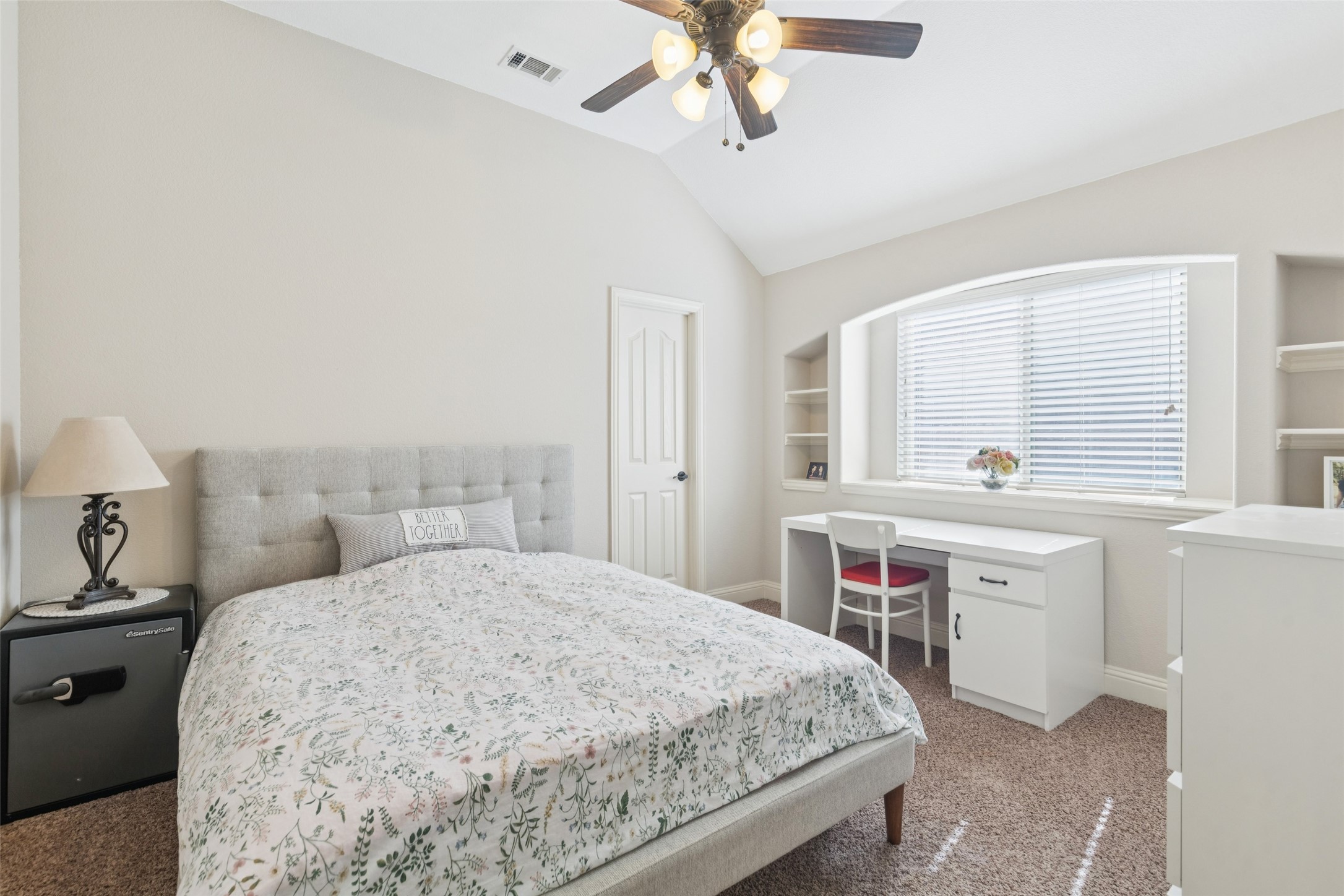 8304 Spitfire Trail Aubrey TX 76227