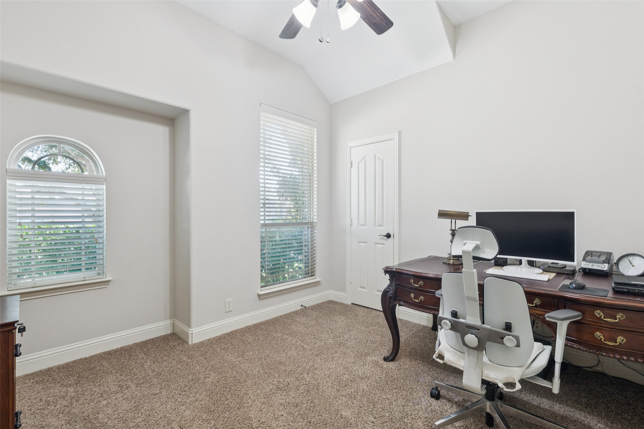 8304 Spitfire Trail Aubrey TX 76227