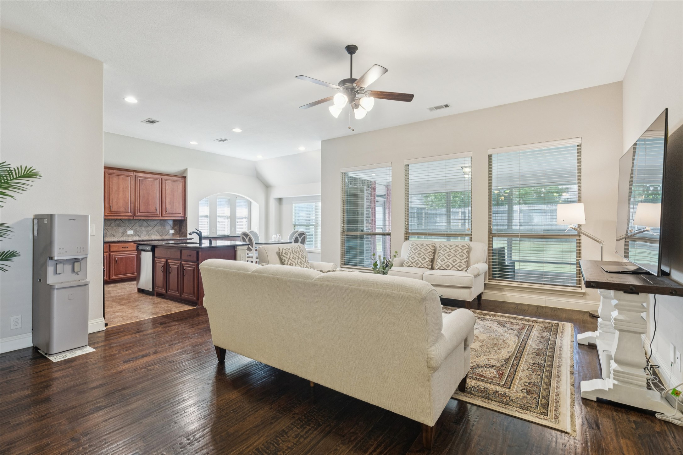 8304 Spitfire Trail Aubrey TX 76227