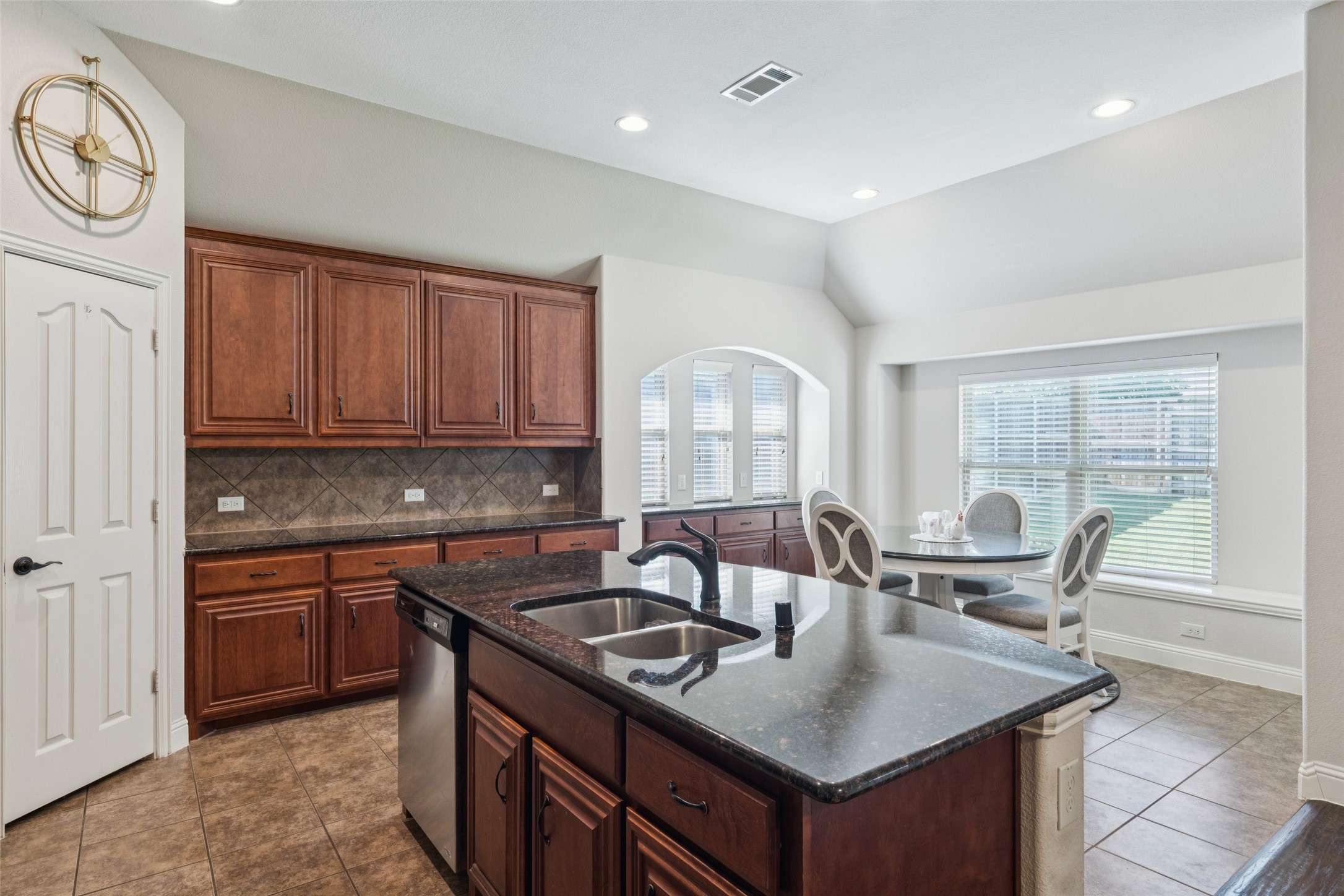 8304 Spitfire Trail Aubrey TX 76227
