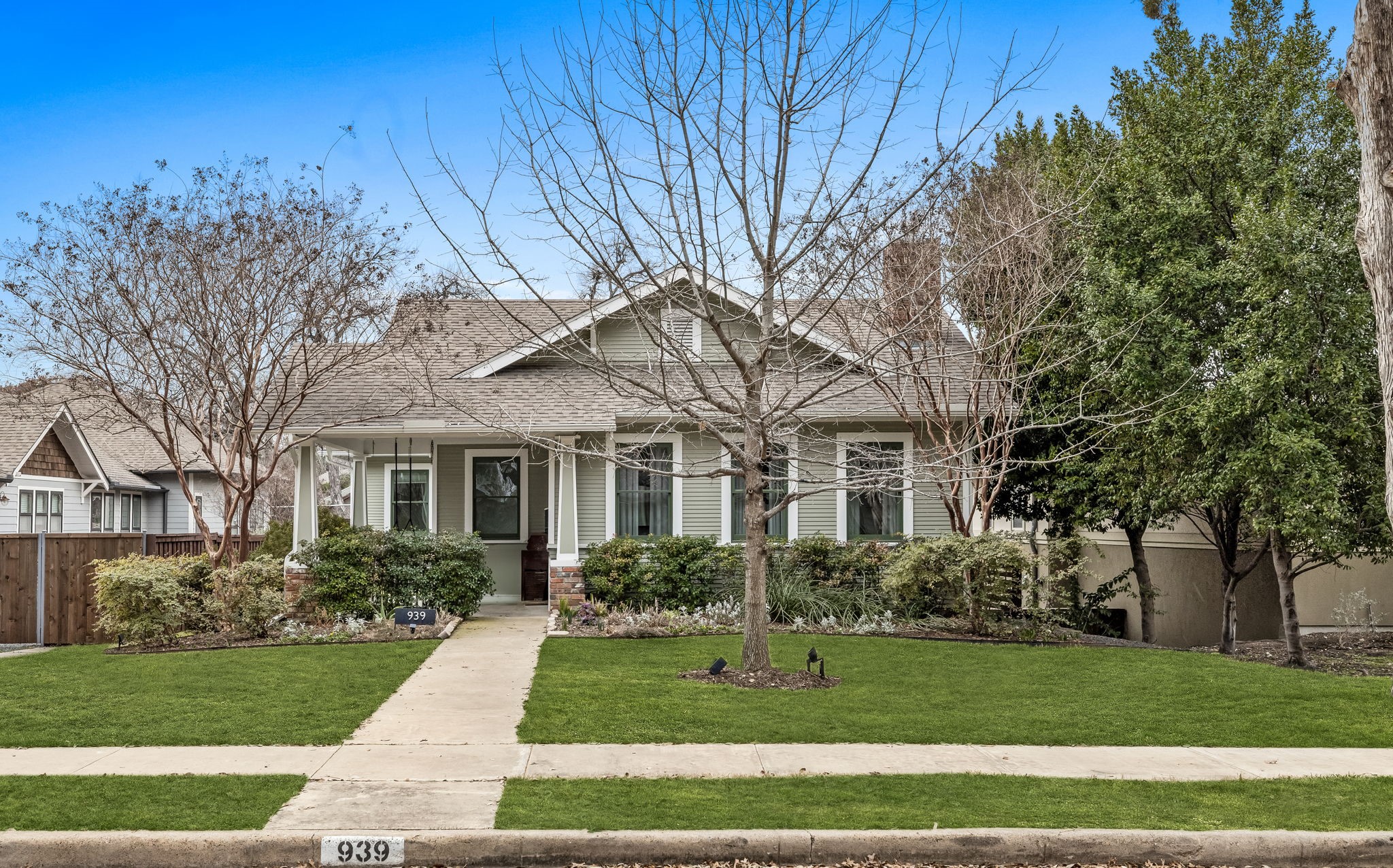 939 N Windomere Avenue Dallas TX 75208