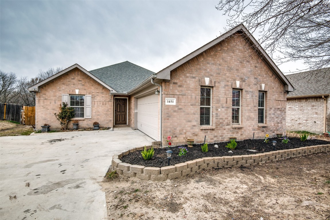 1451 Durango Street Grand Prairie TX 75051
