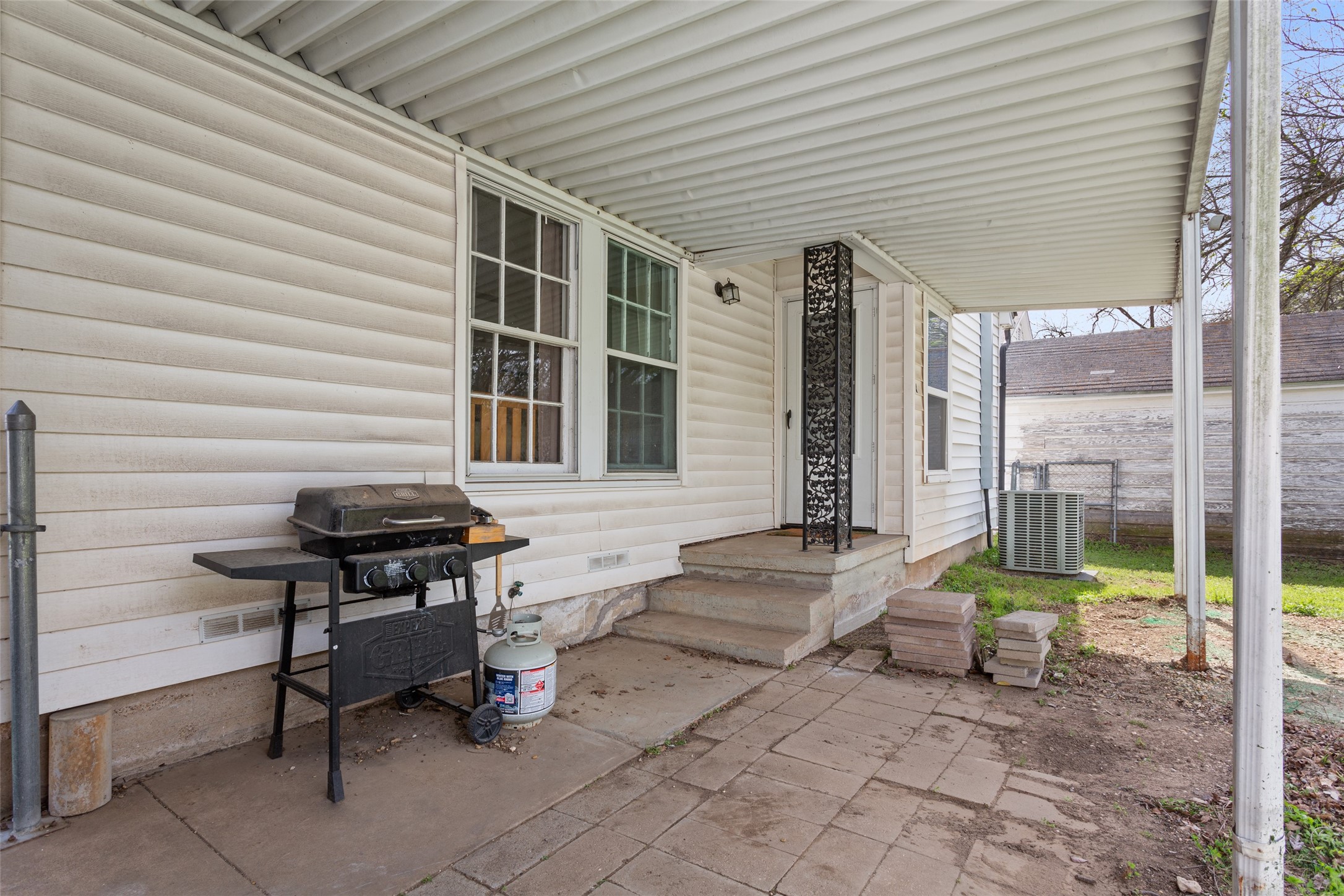 1206 Ashleman Street Bellmead TX 76705