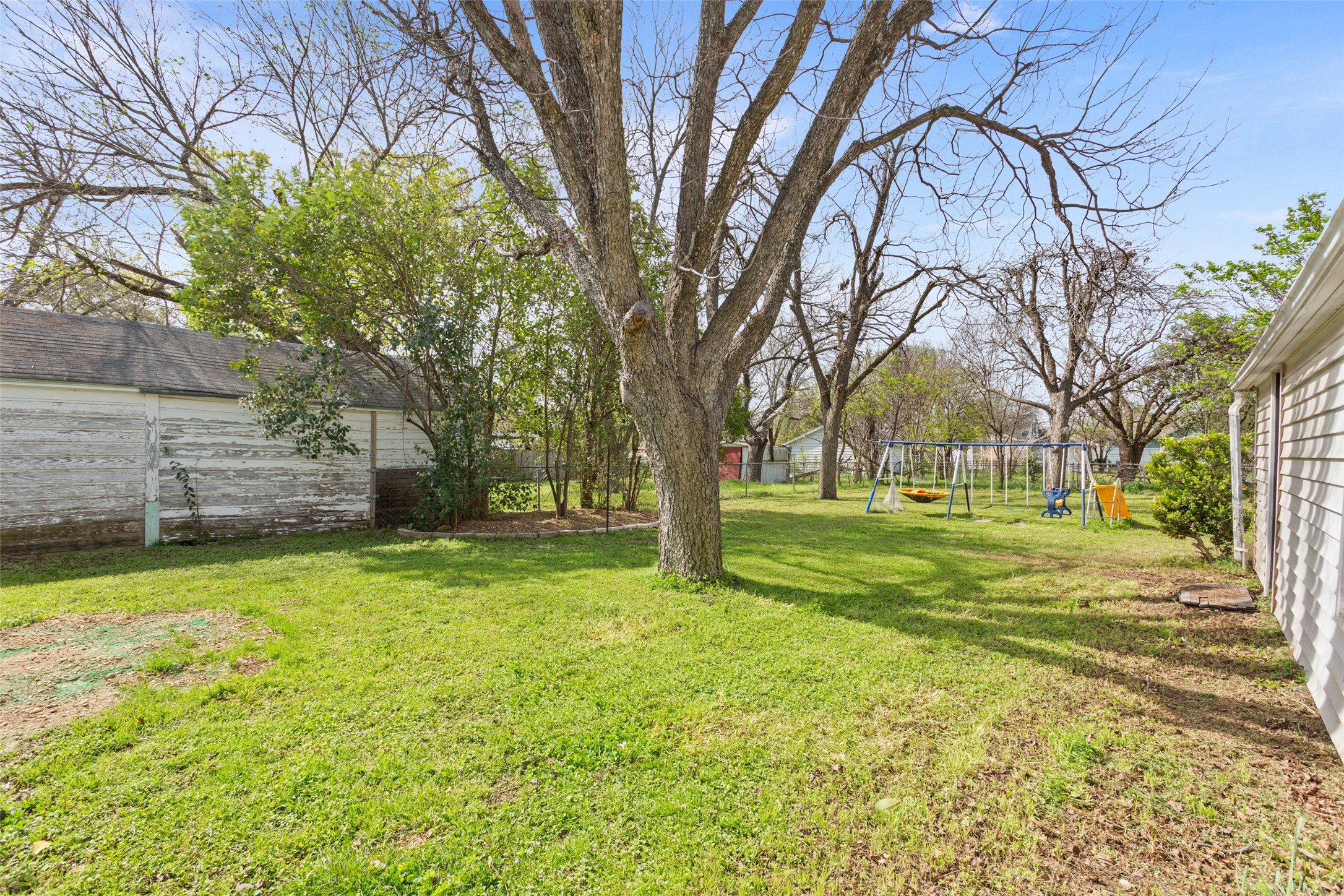1206 Ashleman Street Bellmead TX 76705