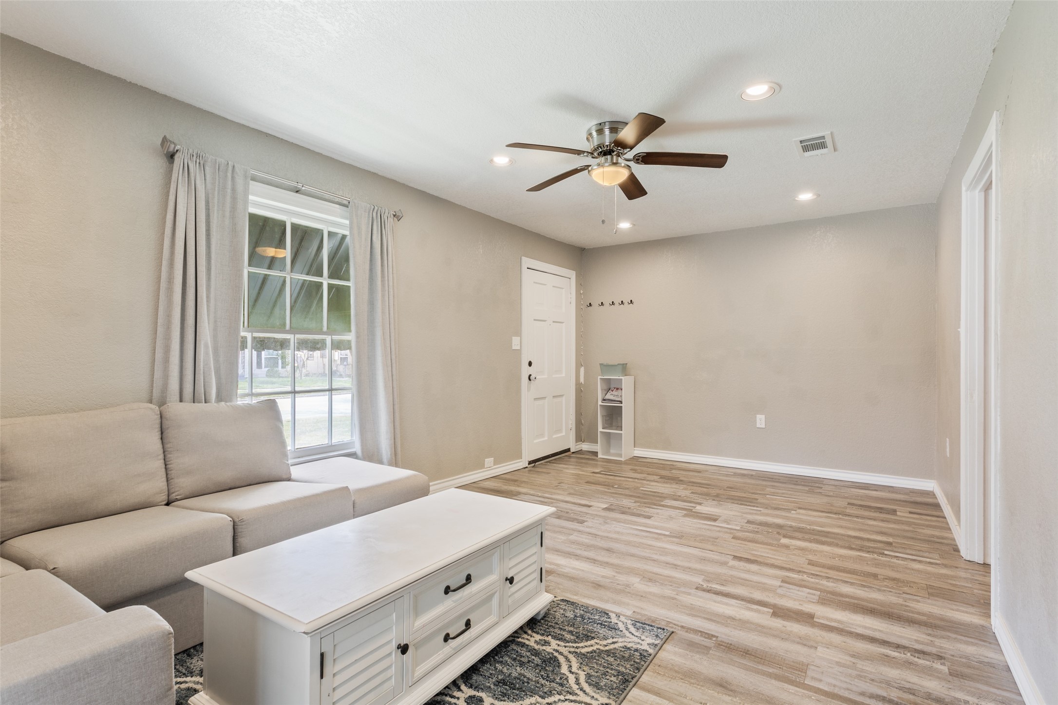1206 Ashleman Street Bellmead TX 76705