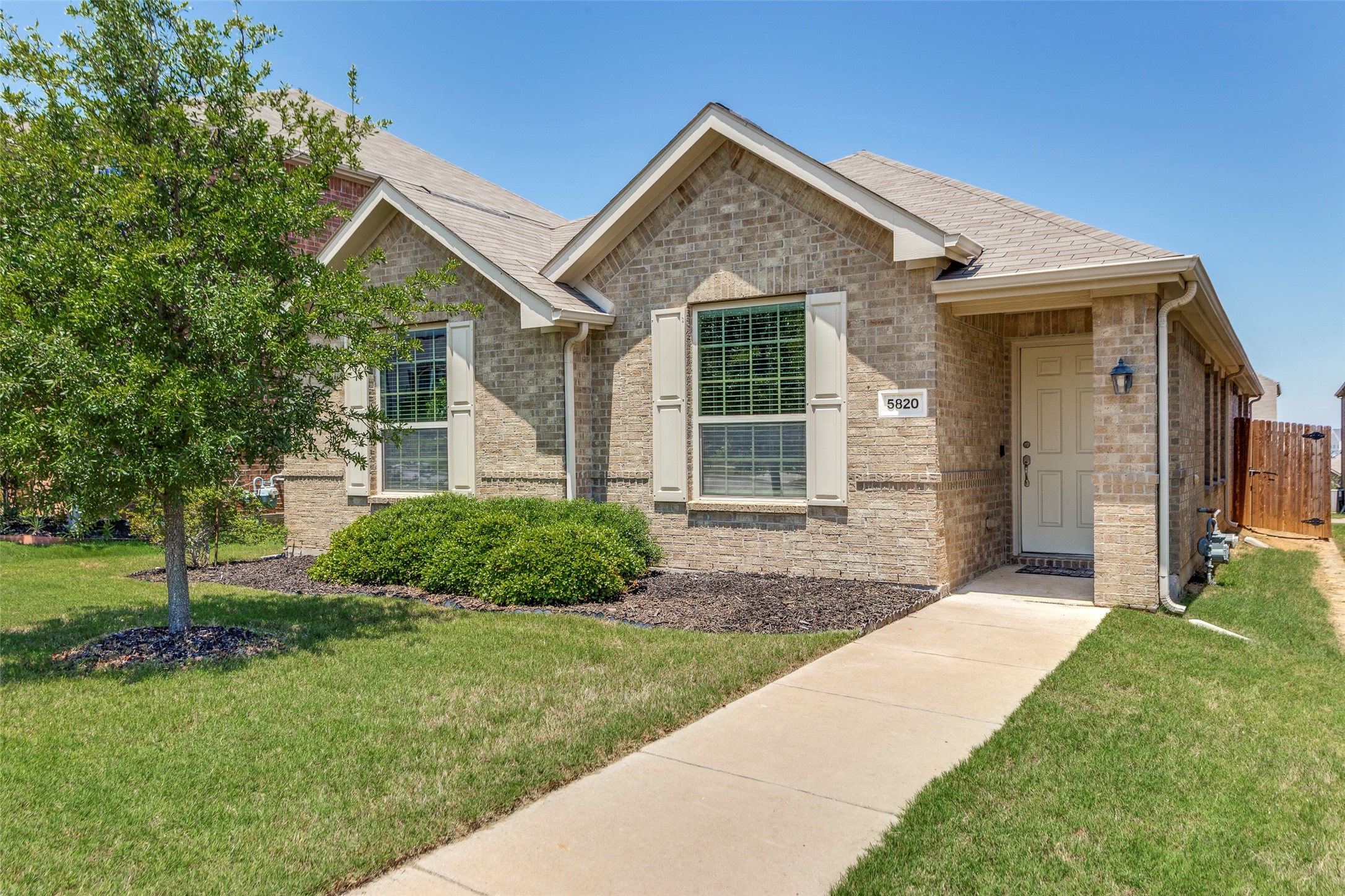 5820 Fir Tree Lane Fort Worth TX 76123