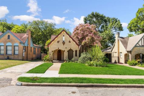 446 W Suffolk Avenue Dallas TX 75208