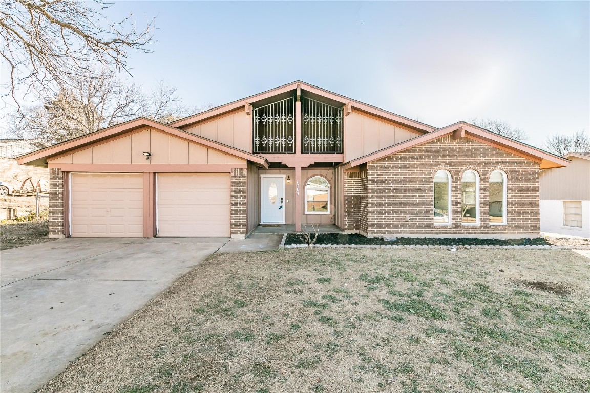 1307 Elaine Street Weatherford TX 76086