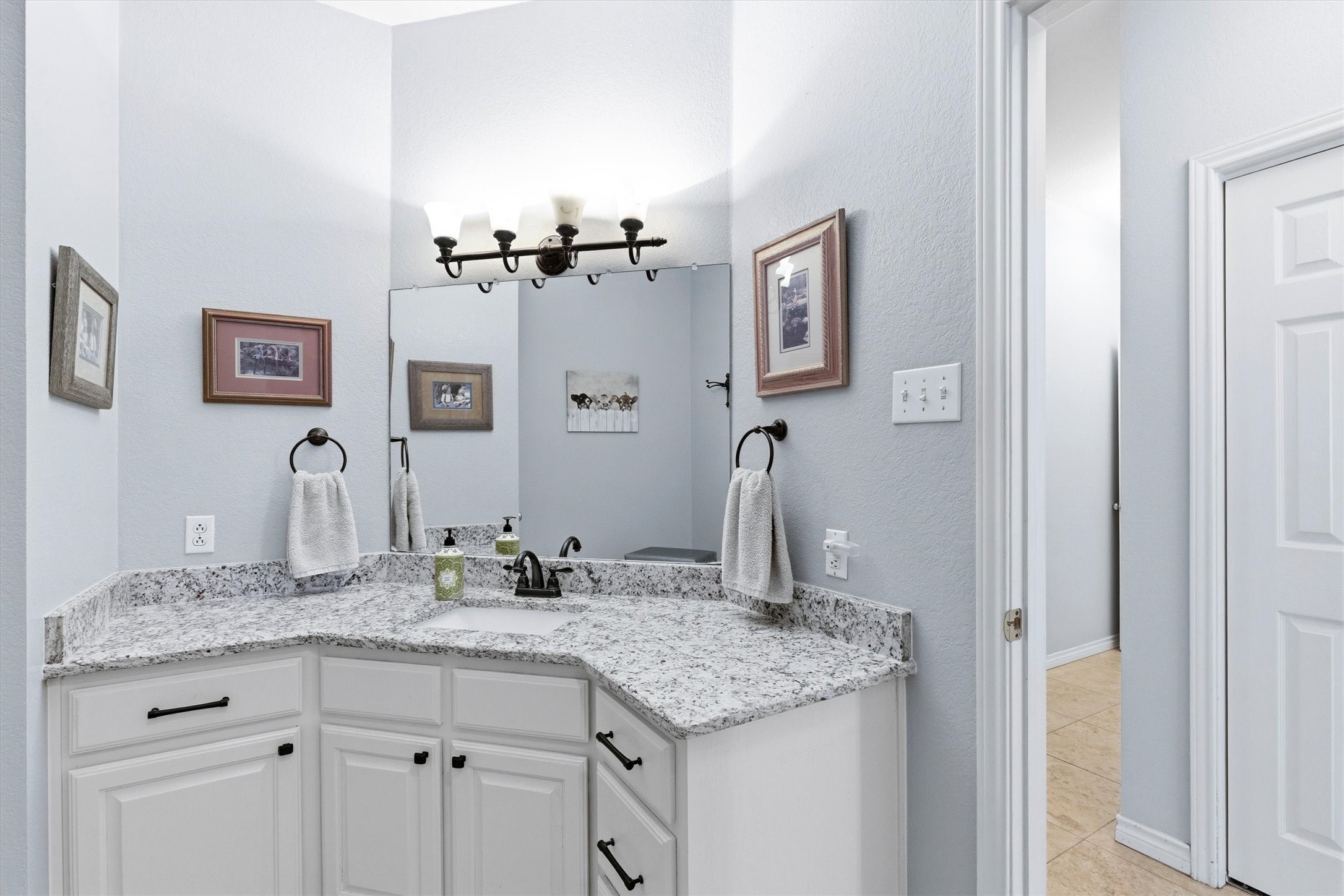 219 Friends Road Denison TX 75021