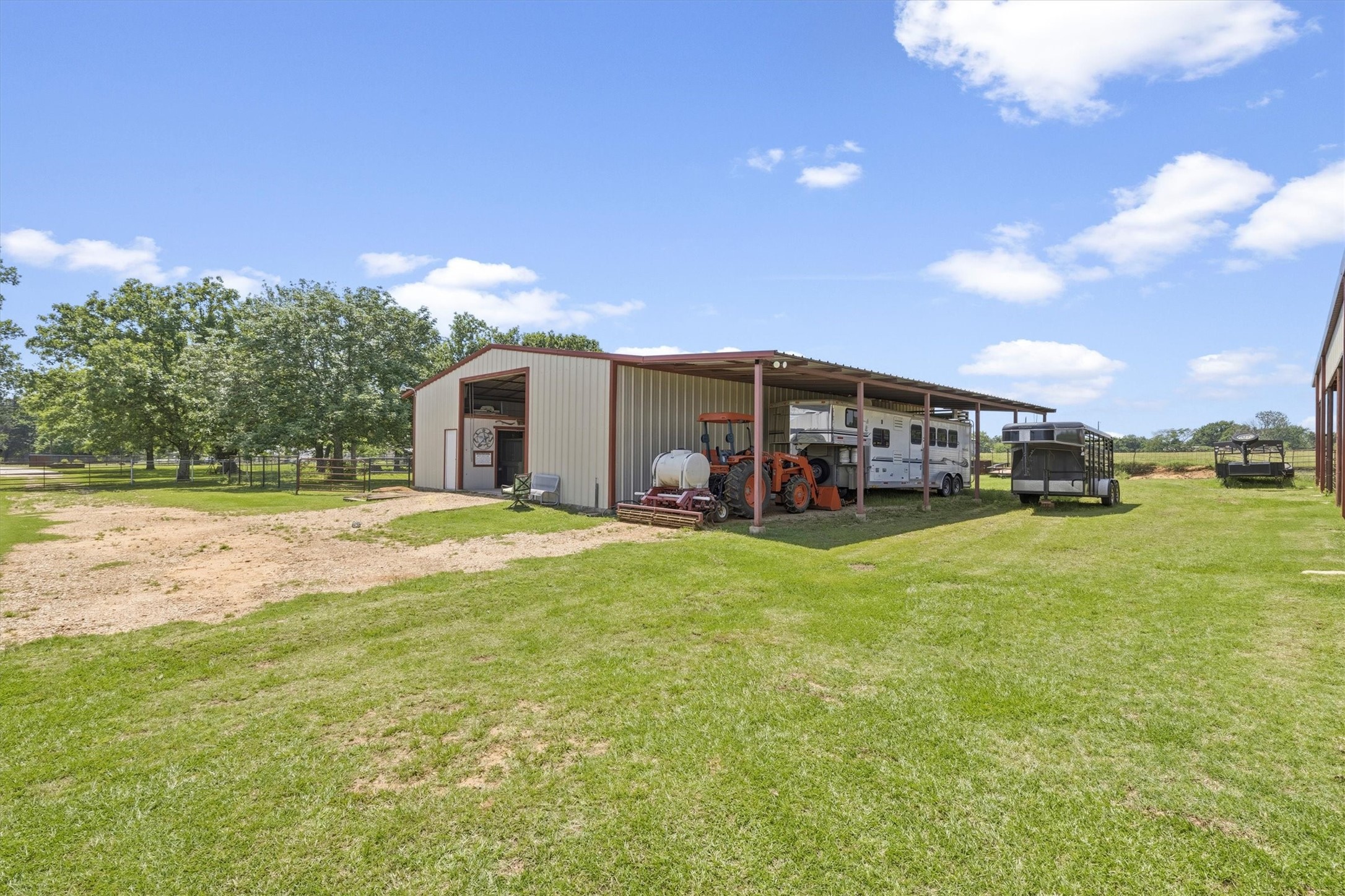 219 Friends Road Denison TX 75021
