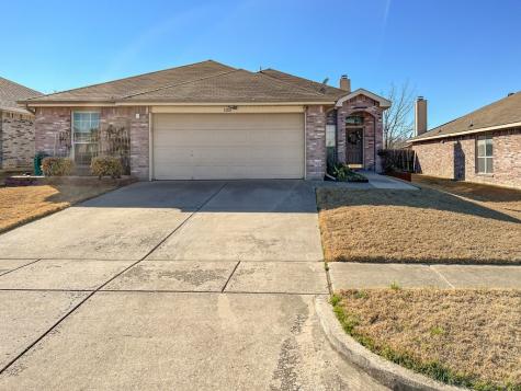 1208 Varacruz Drive Arlington TX 76010