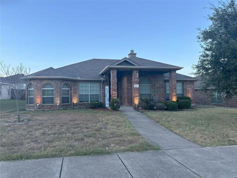 617 Rain Lily Drive Desoto TX 75115