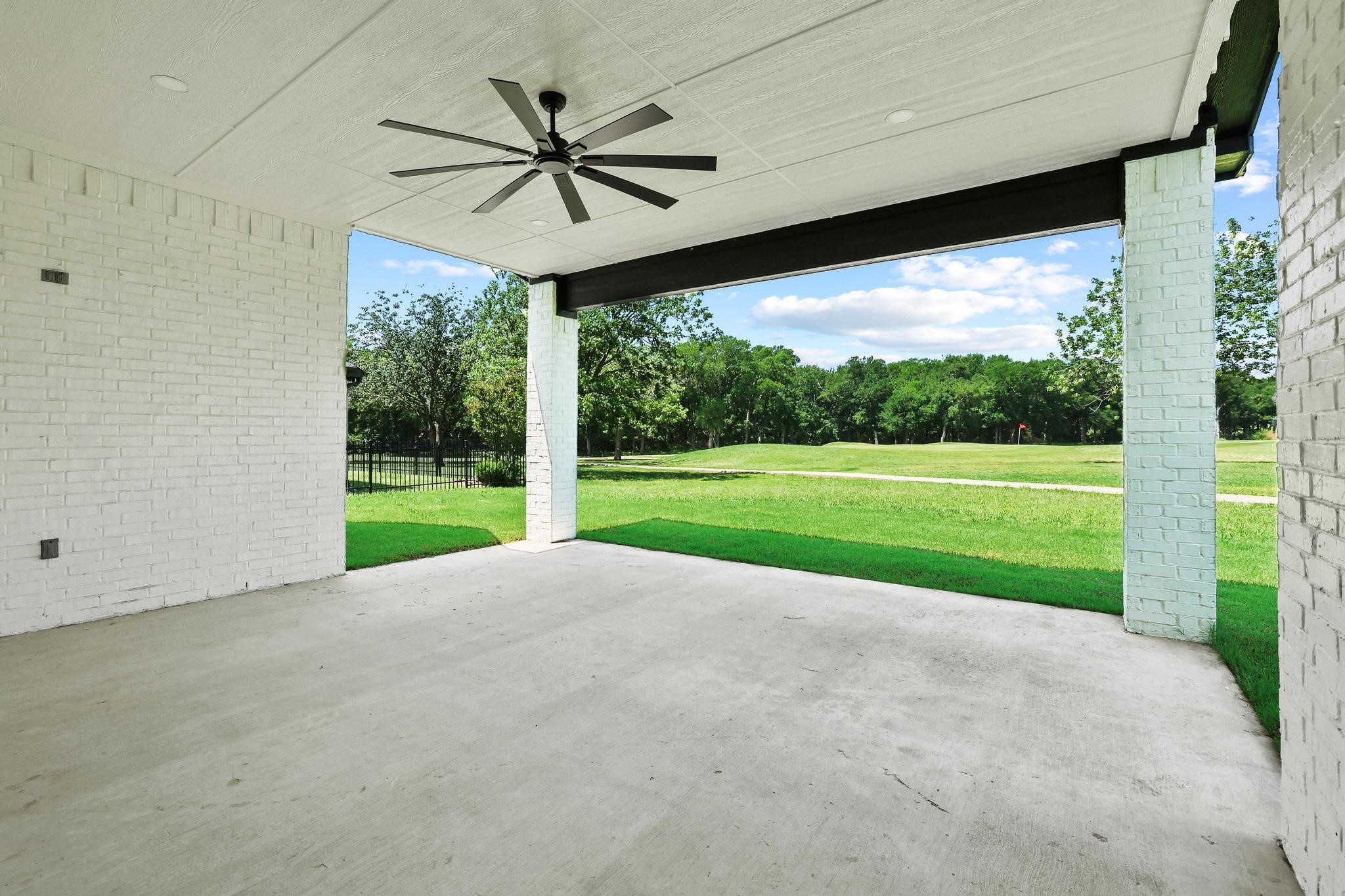 299 Bent Oak Drive Pottsboro TX 75076