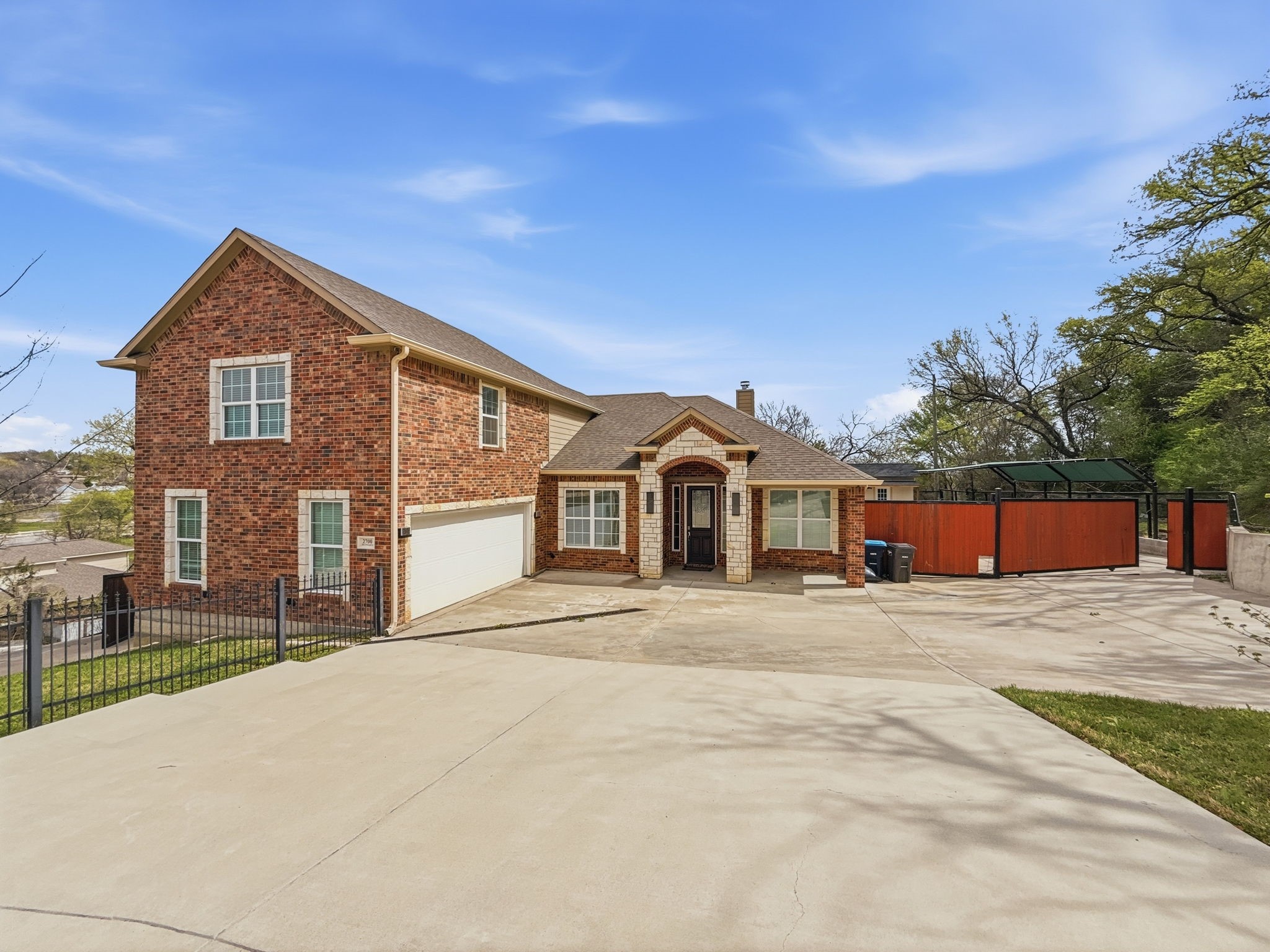 2700 Refugio Avenue Fort Worth TX 76164