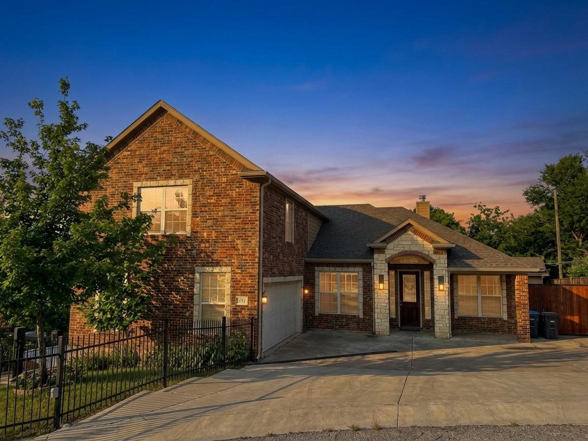 2700 Refugio Avenue Fort Worth TX 76164