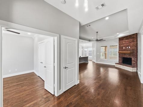 2700 Refugio Avenue Fort Worth TX 76164
