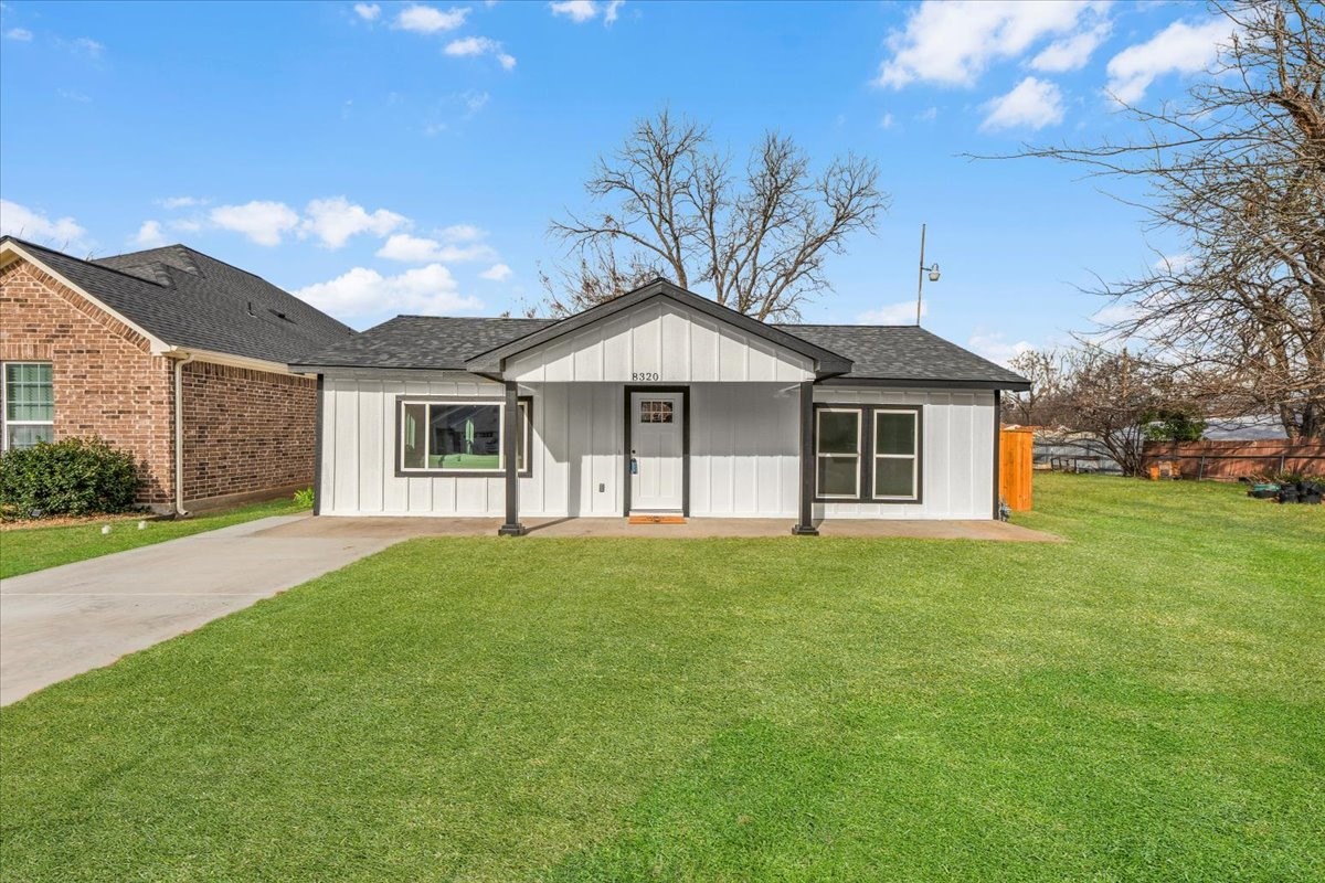 8320 Redonda Street White Settlement TX 76108