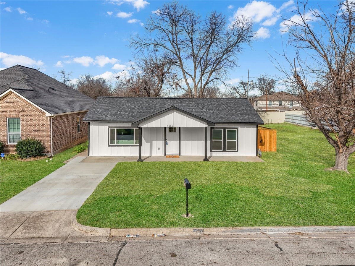 8320 Redonda Street White Settlement TX 76108