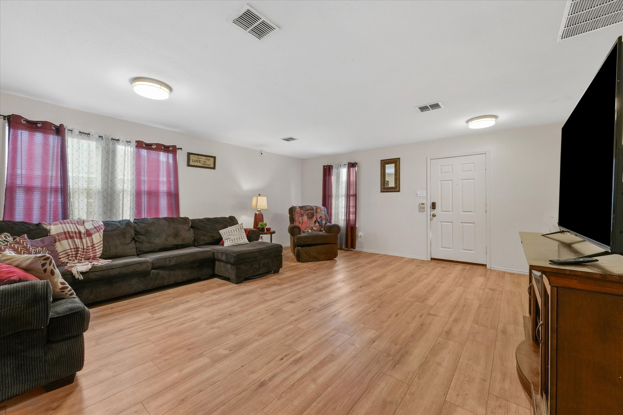6725 Prairie Fire Road Arlington TX 76002