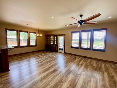 405 County Road 1264 Whitesboro TX 76273