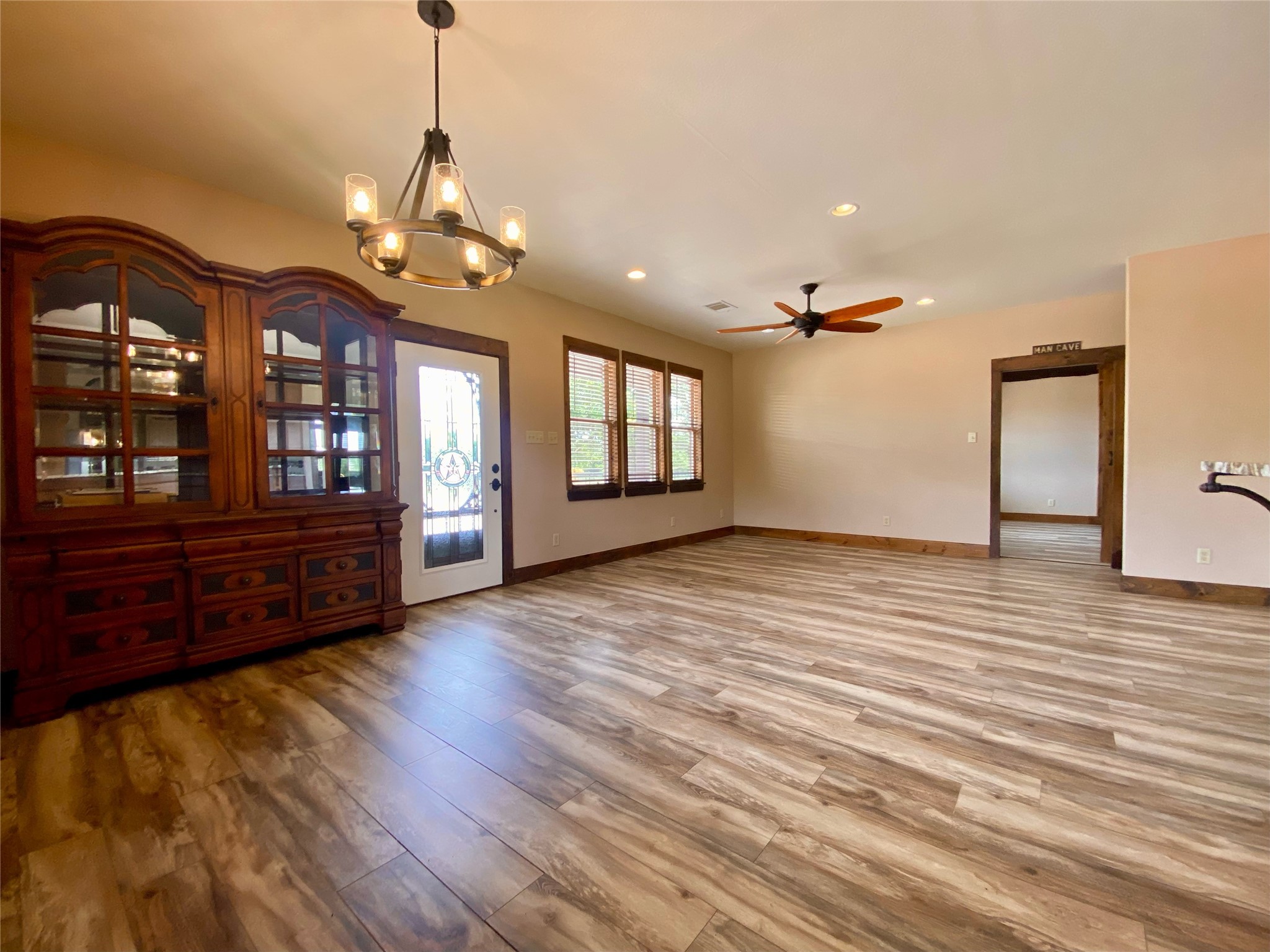 405 County Road 1264 Whitesboro TX 76273