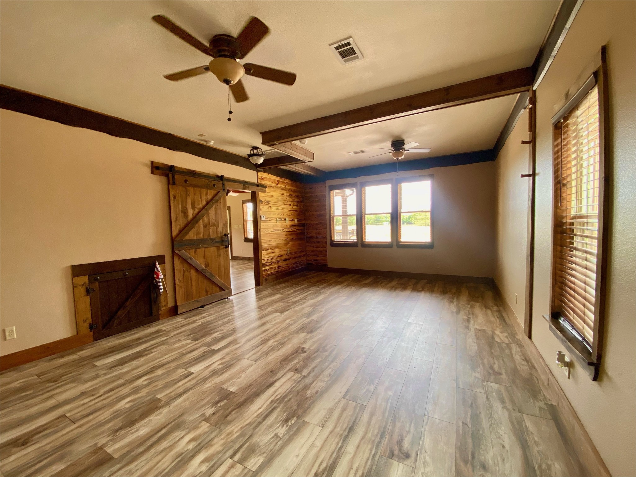 405 County Road 1264 Whitesboro TX 76273