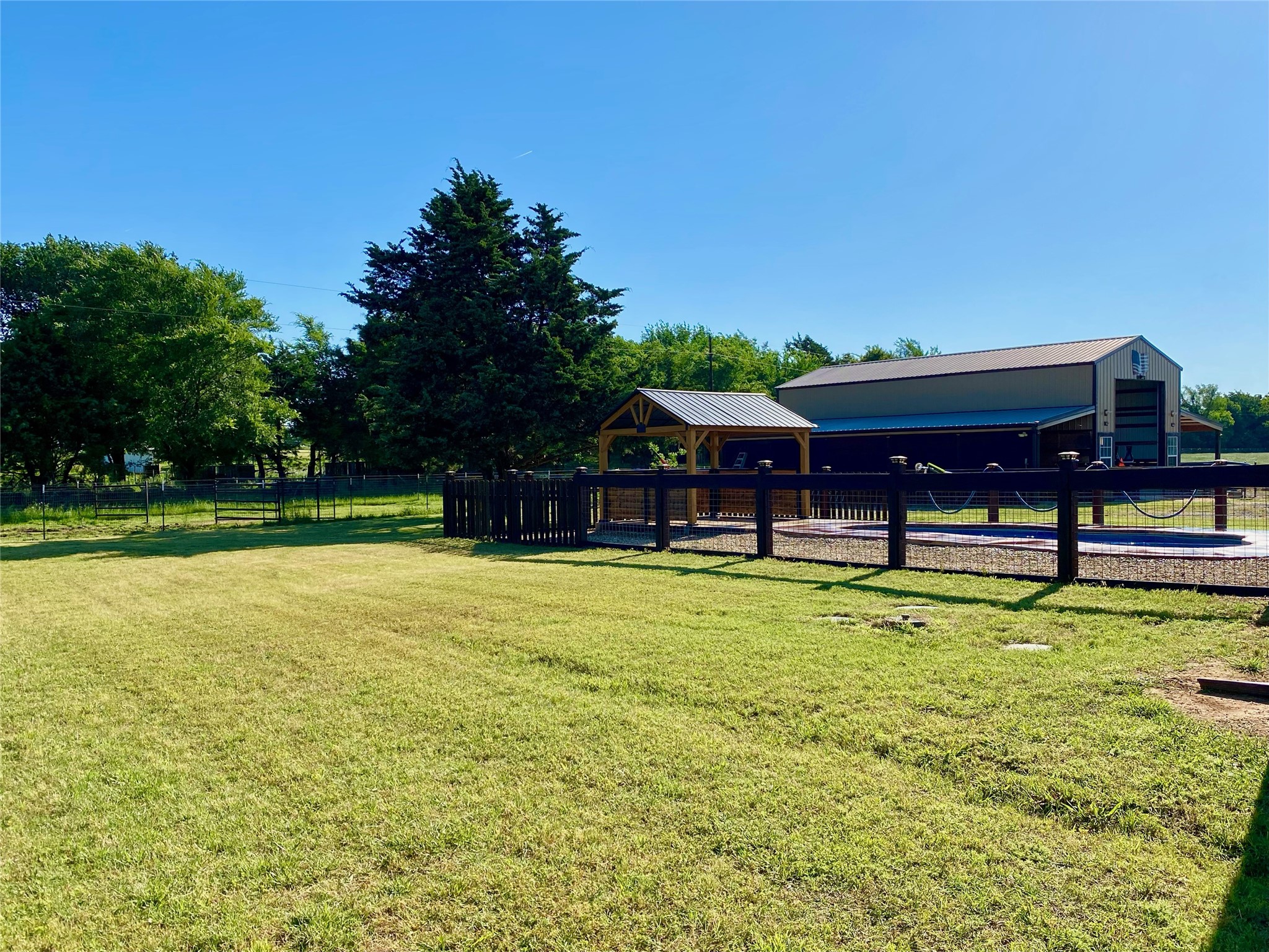 405 County Road 1264 Whitesboro TX 76273