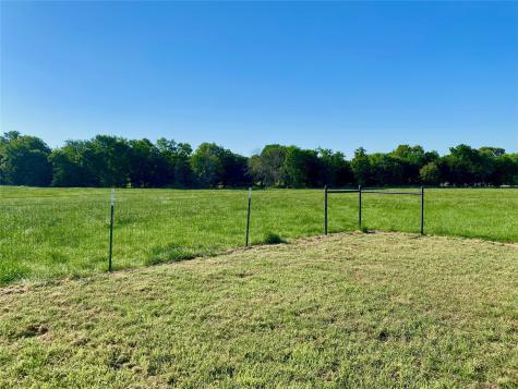405 County Road 1264 Whitesboro TX 76273