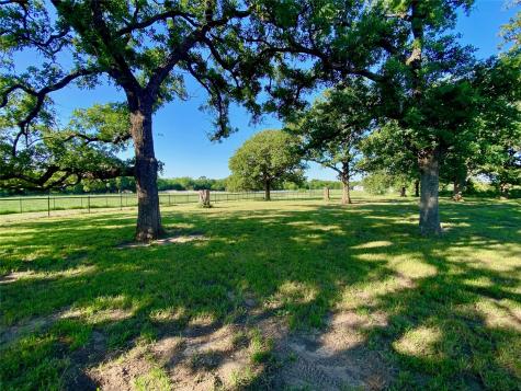 405 County Road 1264 Whitesboro TX 76273