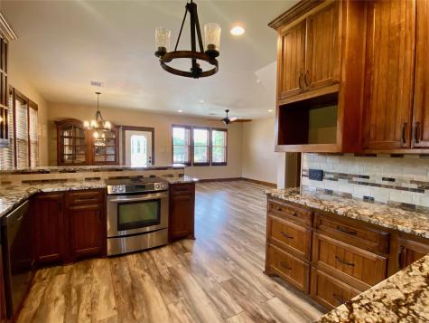 405 County Road 1264 Whitesboro TX 76273