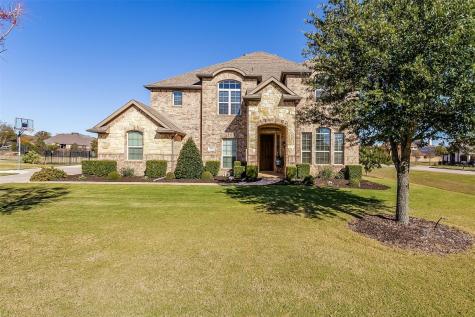7025 Twin Hills Drive Joshua TX 76058
