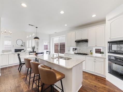2373 Falcon Point Drive Frisco TX 75033