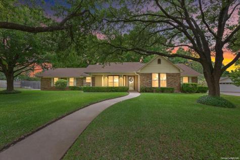512 Dal Paso Drive Robinson TX 76706