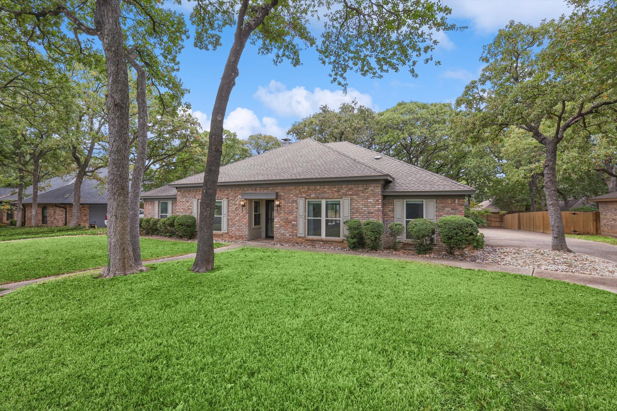 3809 Wimbleton Court Bedford TX 76021