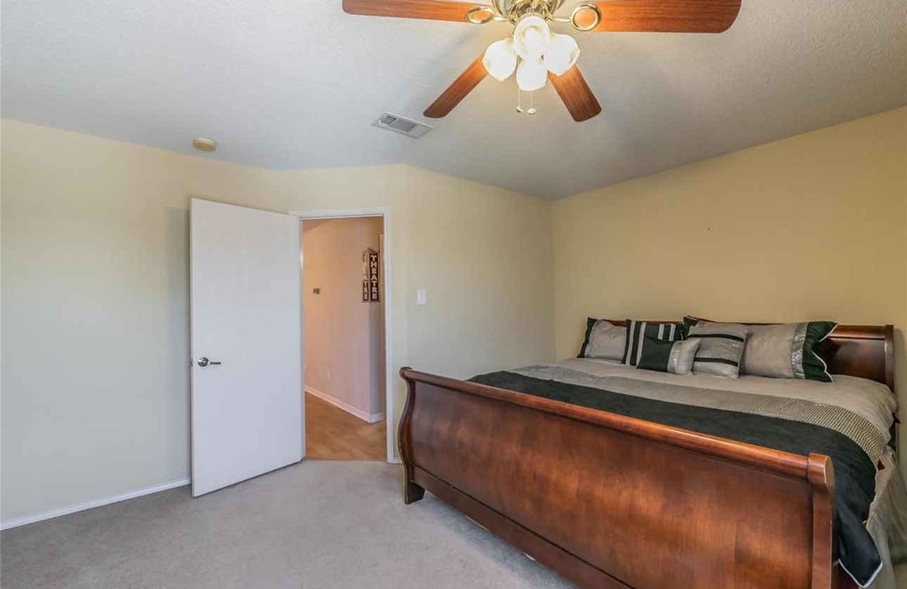 10708 Emerald Park Lane Fort Worth TX 76052