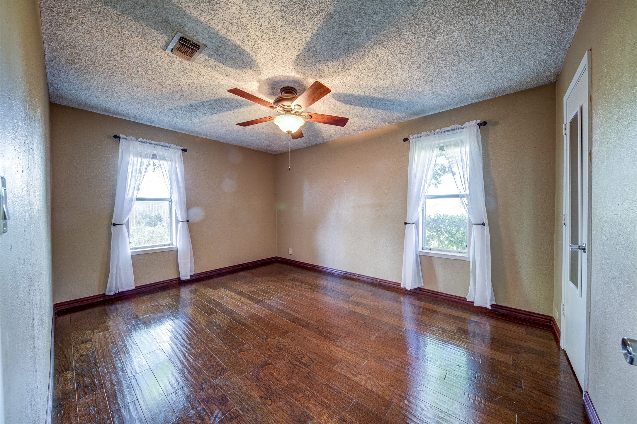 551 County Road 3390 Paradise TX 76073